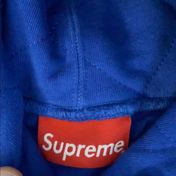 Supreme hoodie - Picture 2 of 2
